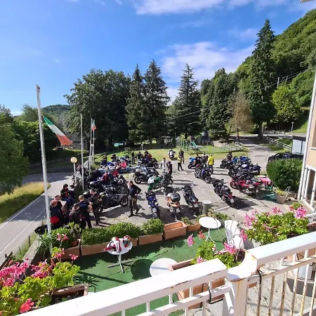 Отель Bike-hotel Mirabeau Белладжо